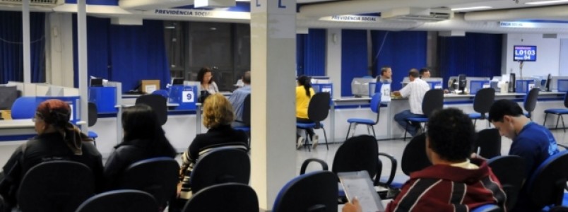 Beneficiários de auxílio-doença do INSS são convocados para revisão de perícia